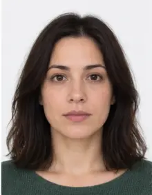 Accepted example: neutral face, straight head, plain background